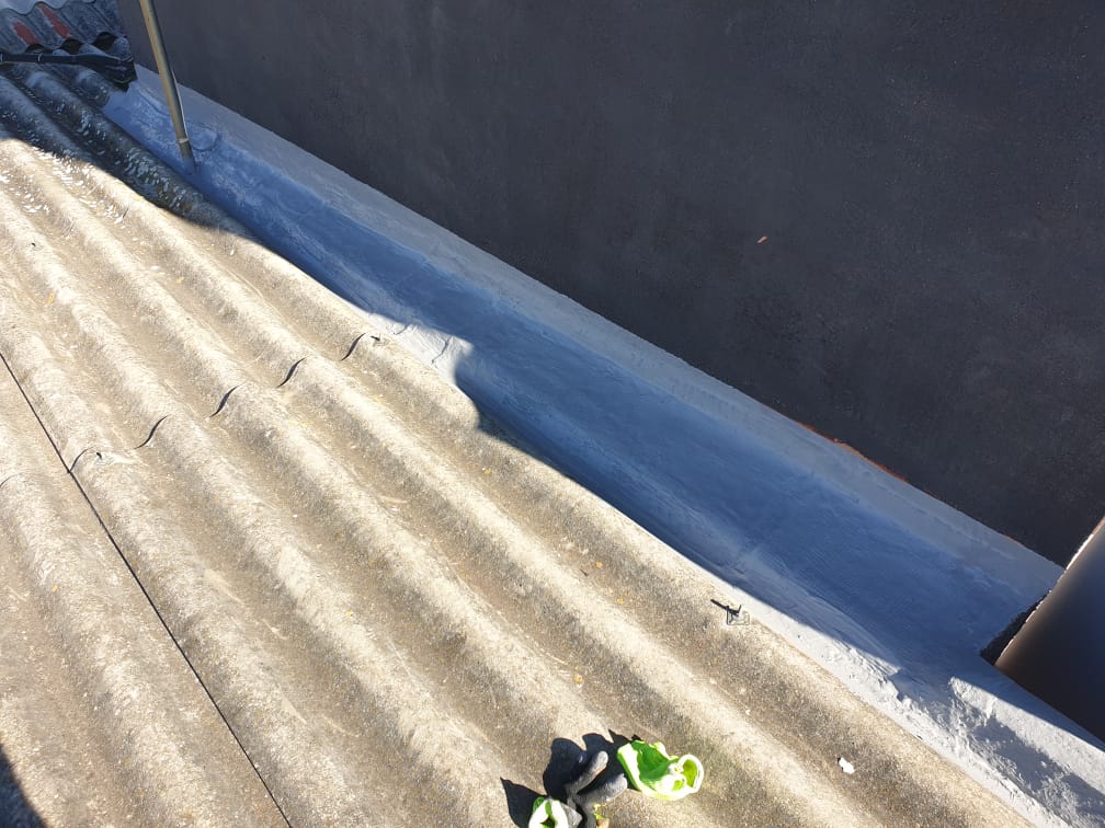 Mantenimiento y saneamiento cubierta Villalba - Cubiertas Sierra